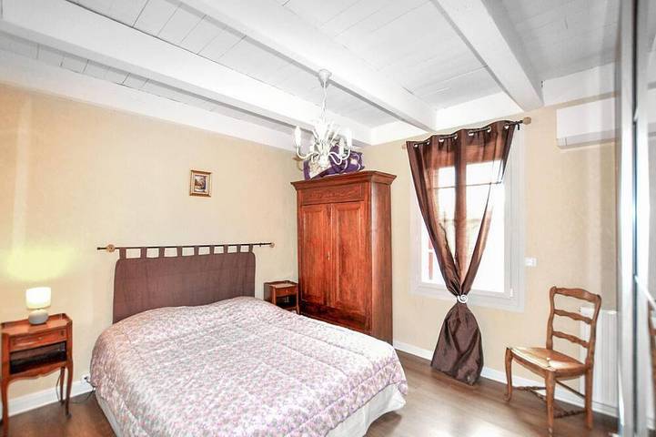 Location de vacances pour 10 personnes dans Saint-Amans-Valtoret - 2