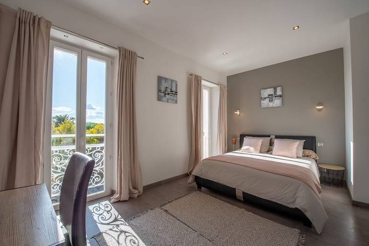 Gîte pour 4 personnes, avec terrasse, animaux acceptés dans Office de Tourisme Sainte Maxime - 3