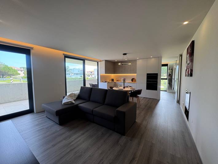 Casas e apartamentos de temporada para 3 pessoas, com piscina e balcão no Parque Natural do Litoral Norte