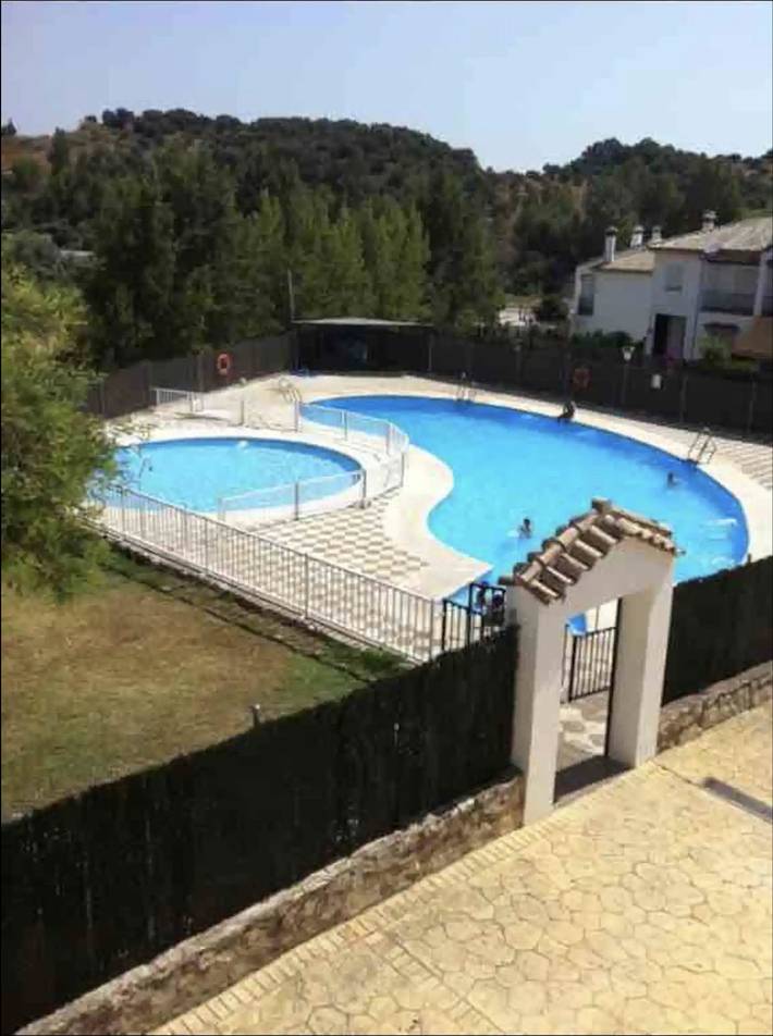 Casa rural con piscina para 6 personas, Se admiten mascotas en Sierra de Cádiz - 3
