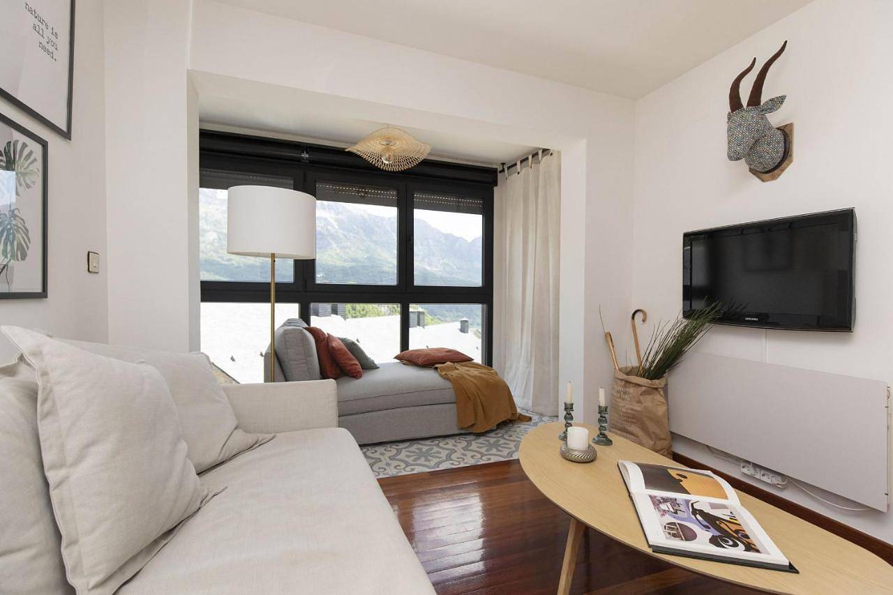 Apartamento entero, Partacua by Bevalle in Tramacastilla de Tena, Pirineo Aragonés