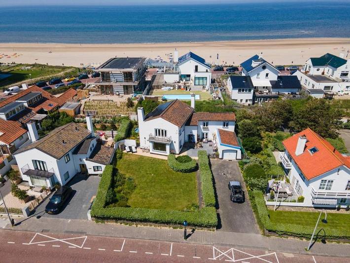 Villa voor 6 personen, met Terras en Uitzicht in Zandvoort