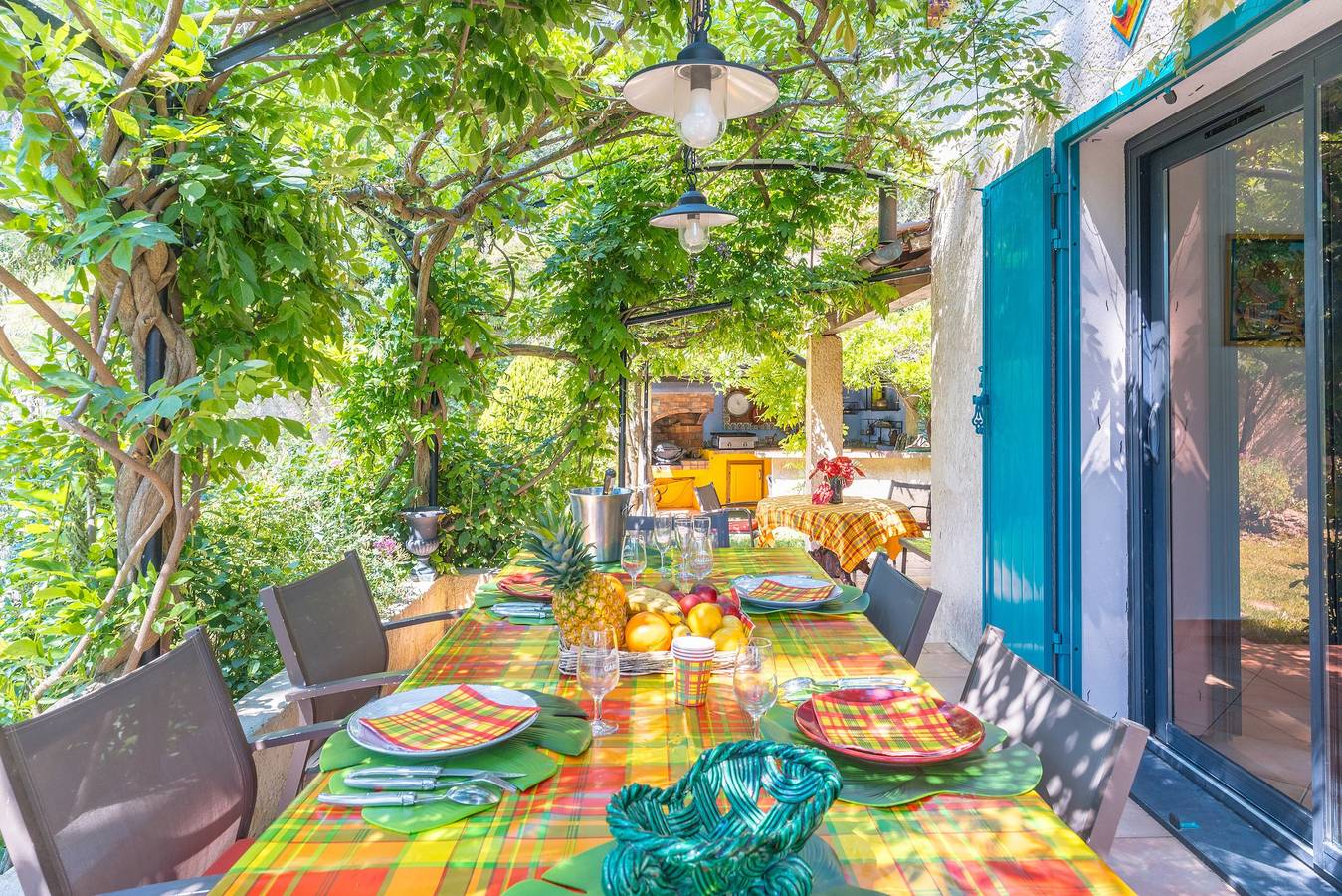 Gîte proche aix marseille piscine in Peypin, Côte méditerranéenne (France)