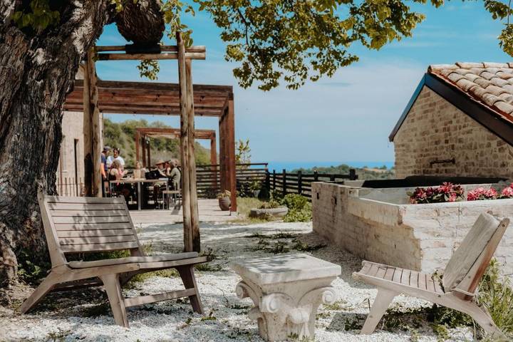 Stanza per 2 persone, con giardino e panorama, con animali domestici in Fermo