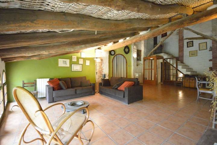 Casa rural para 3 personas, con piscina además de jardín y terraza en Priorat - 4