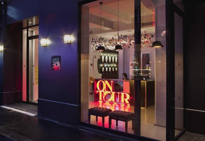 Hôtel pour 4 personnes, avec vue dans L'Olympia (Paris) - 2
