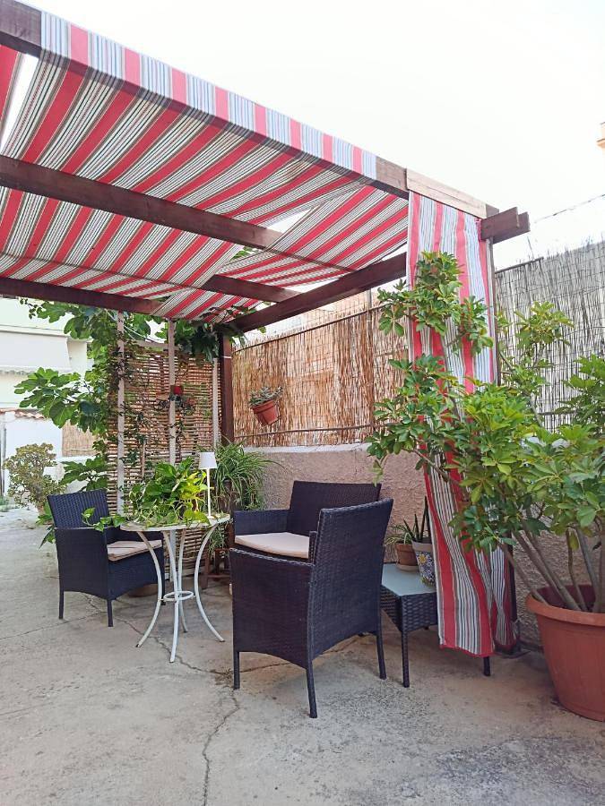 Casa vacanza per 5 persone, con giardino in Cinisi