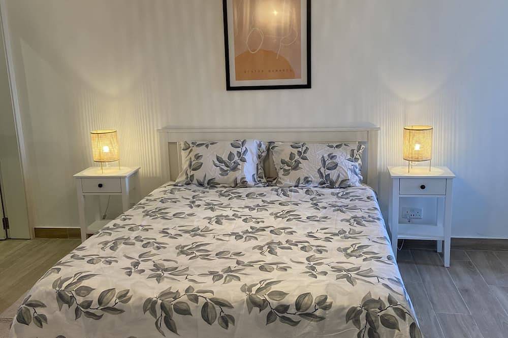 Ganze Wohnung, Modern Apartment, Glorious Views and Terrace in il-Mellieha, Mellieha