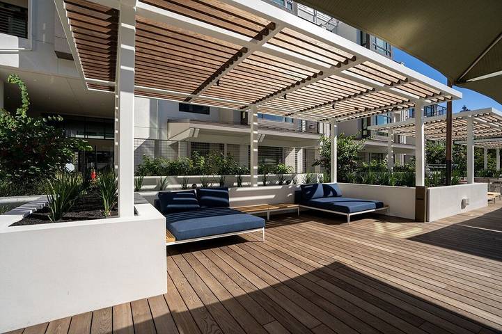 Vacation rental for 2 people, with pool and balcony, with pets in Mountain View