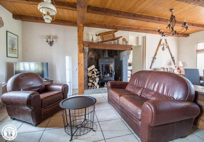 Gîte pour 8 personnes, avec terrasse et sauna ainsi que jacuzzi et jardin à Tauves - 3