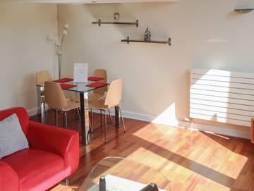 Holiday Rental for 2 People in Newcastle upon Tyne, North East England, Photo 2