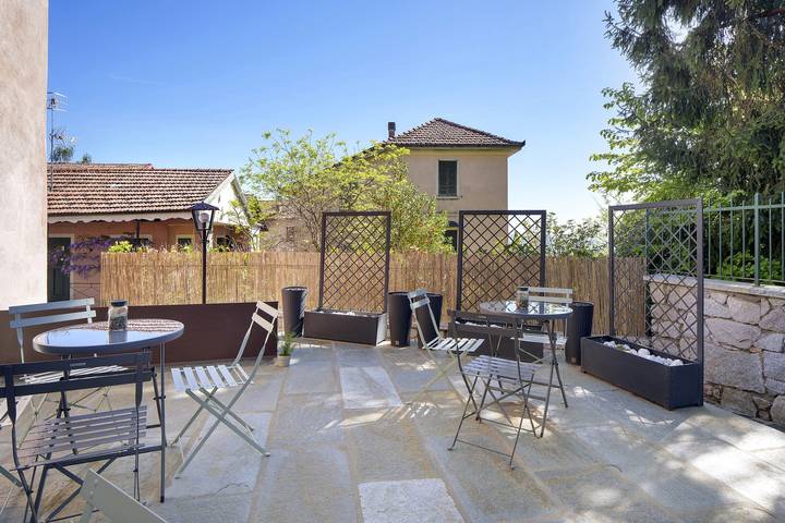 Casa de Férias 'Blue Lake Home, Natureza e Conforto' com Terraço in Boleto (Madonna del Sasso), Madonna del Sasso
