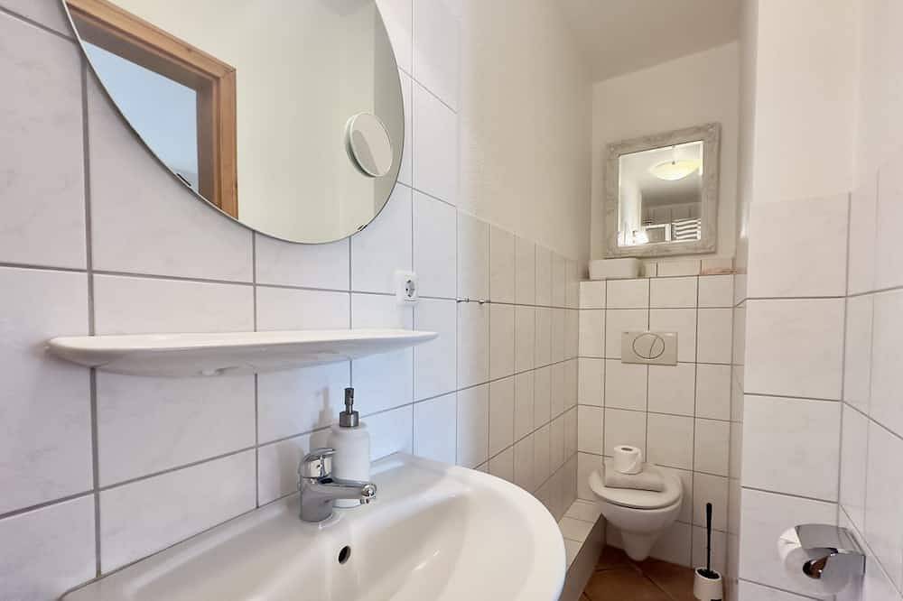 Ganze Wohnung, Wunderschönes Apartment Groot Kostall: 25qm Garten-Terrasse für 2 Personen in Altharlingersiel, Neuharlingersiel