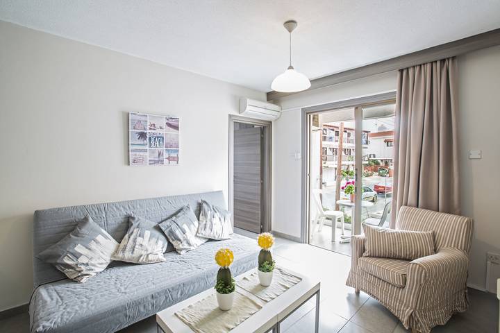 Ferienwohnung für 3 Personen, mit Meerblick und Balkon in Ayia Napa - 2