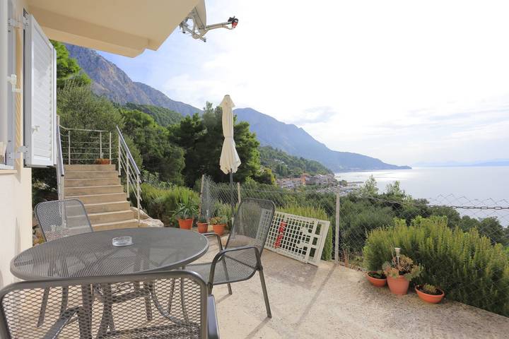 Ferienwohnung für 3 Personen, mit Balkon/Terrasse in Podgora