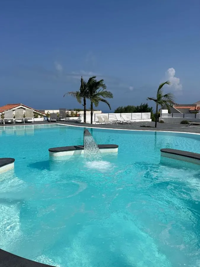Chalet para 5 personas, con jacuzzi además de piscina y jardín - 1