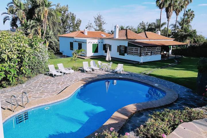 Villa für 7 Personen, mit Garten - 1