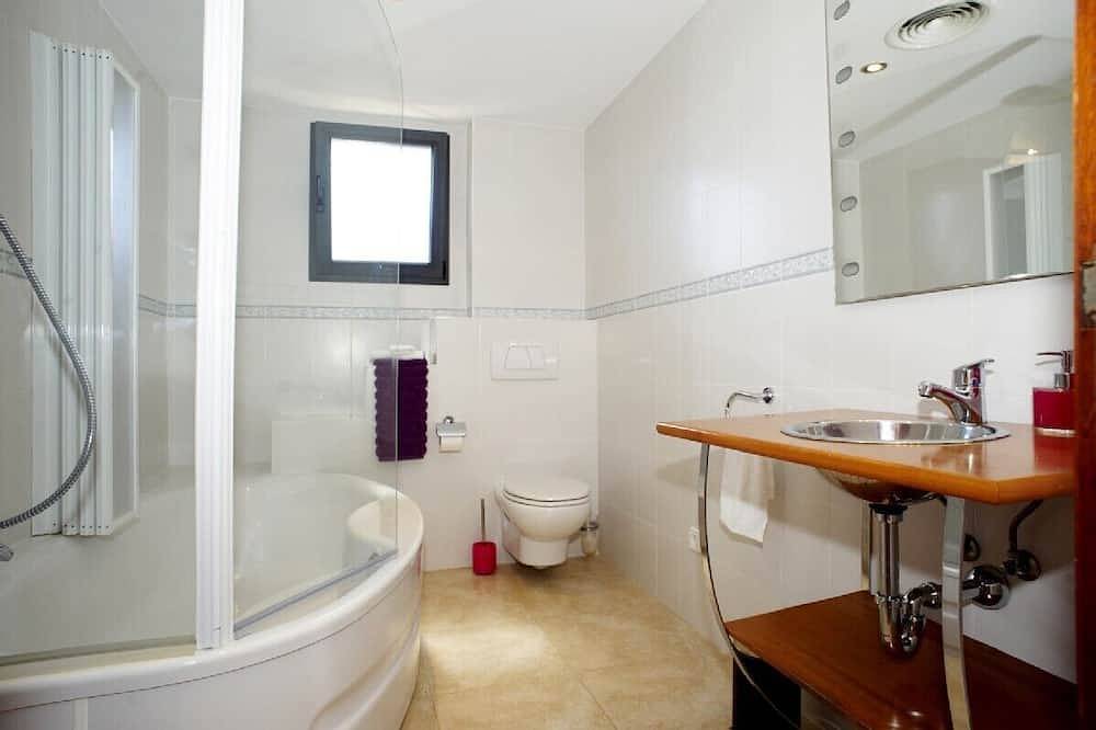 Lujoso apartamento con preciosas vistas, piscina privada y acceso a la playa in Felanitx, Mallorca Sur