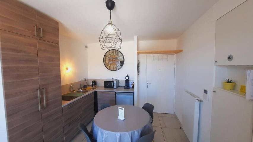 Gîte pour 4 personnes, avec jardin et vue dans Gare de Lyon Part Dieu - 2