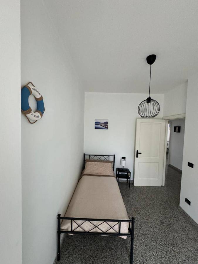 Gîte pour 12 personnes, avec Balcon et Terrasse ainsi que Jardin et Vue à Petacciato - 2