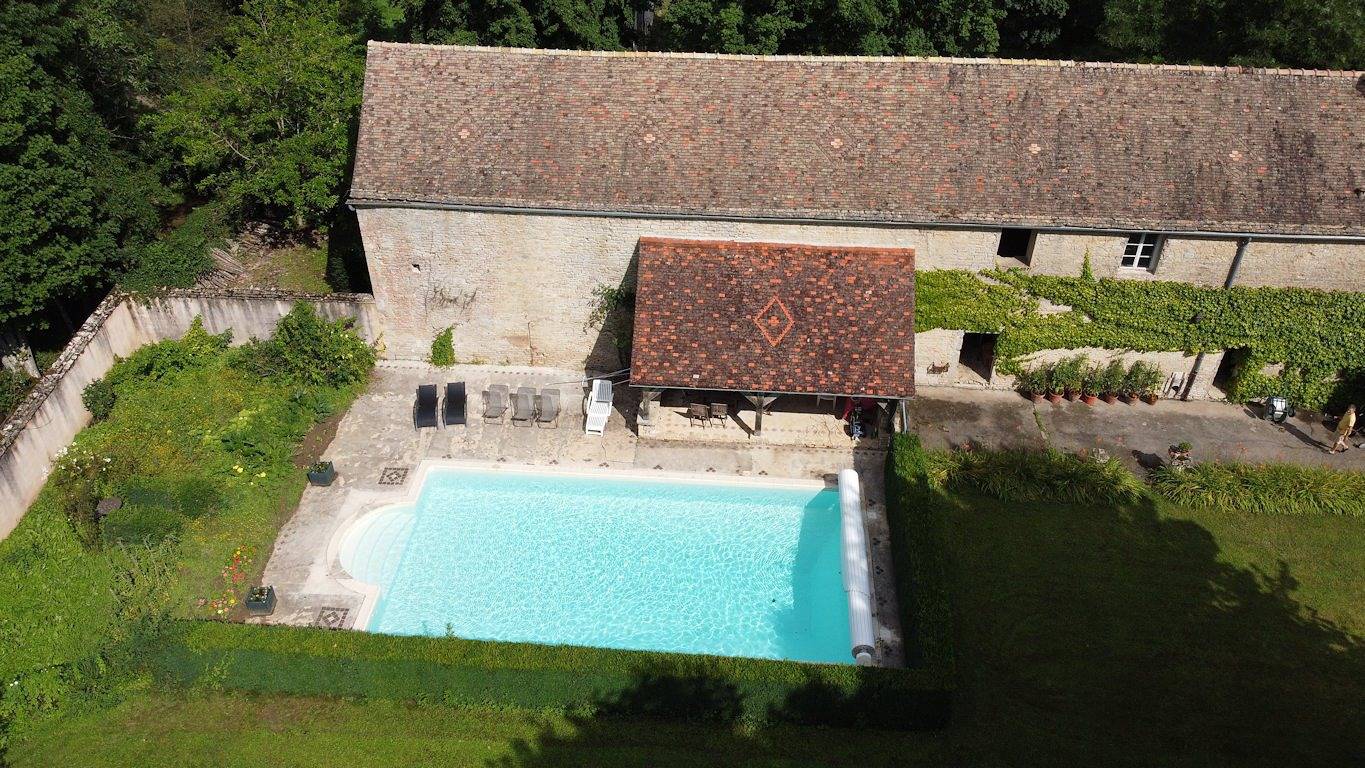 Domaine de Pellerey - Chambre Vergy in Dijon en omgeving
