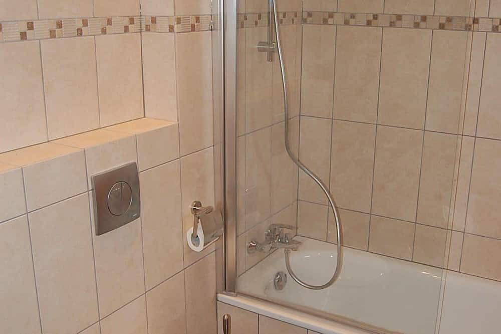 Top Villa At Short Distance Away From Famous Meia Praia Beaches. in Alvor, Faro District