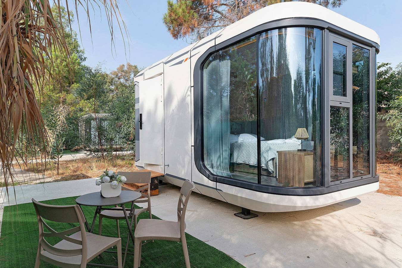 Chambre d’hôtes « Futura 2 - Maison du Futur 2» à Borgo, à 50 m de la plage in Borgo, Région de Bastia