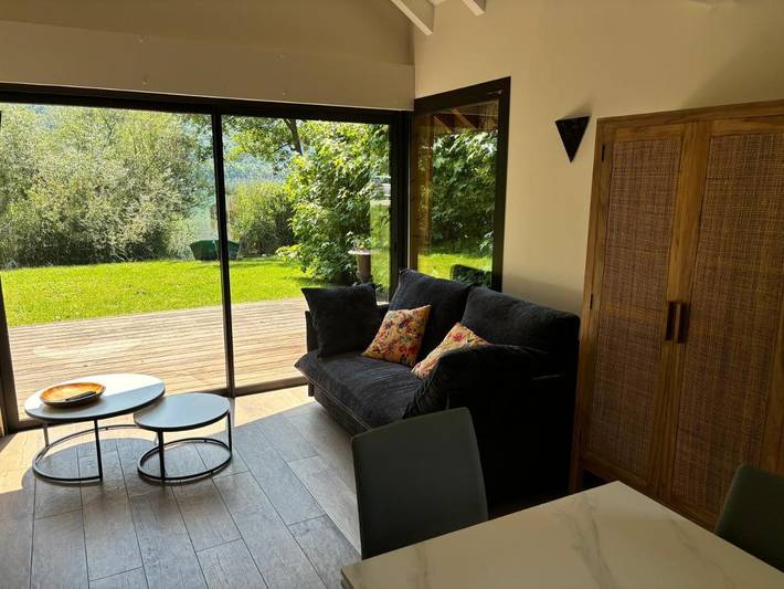 Gîte pour 6 personnes, avec jardin ainsi que vue et vue sur le lac dans Nances - 2