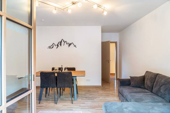Appartement entier, Appartement 'Maria Grasegger' avec vue sur la montagne, balcon et Wi-Fi in Grainau, Eibsee