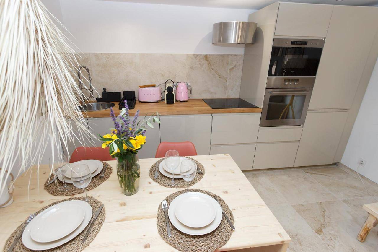 Ganze Wohnung, One-Bedroom Apartment in Montfort-sur-Argens, Brignoles Region