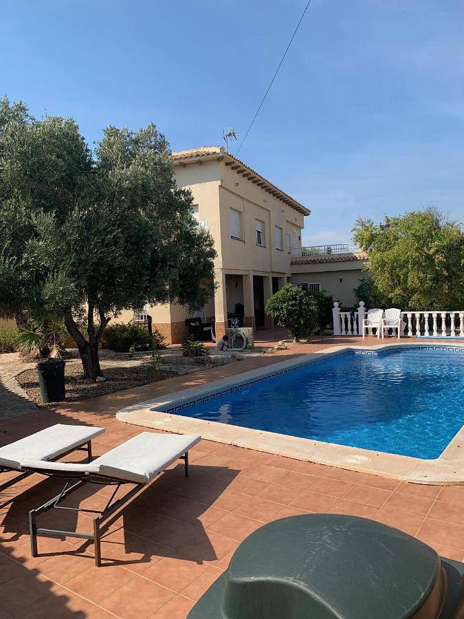 Chalet a 100m de la playa in Torrevieja, Costa Blanca