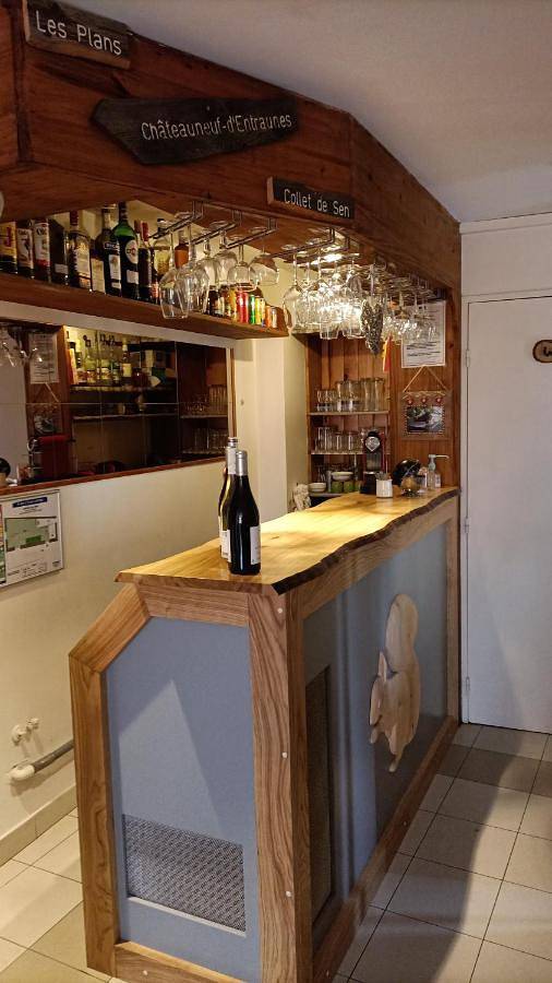 Auberge l'écureuil in Châteauneuf-d'Entraunes, Région de Nice