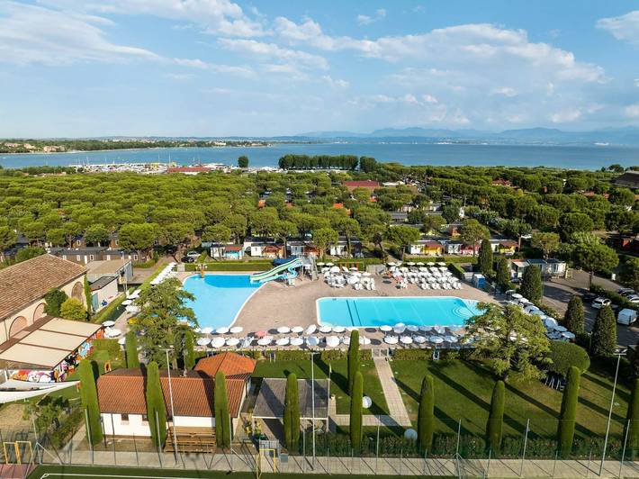 Camping pour 6 personnes, avec piscine et terrasse à Peschiera del Garda - 2