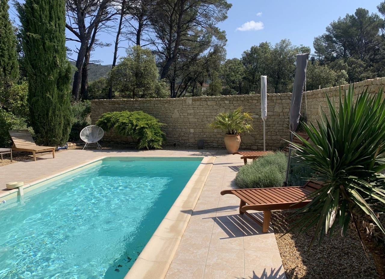 Chambres d'hôtes la Villa en Luberon - Chambre Ventoux in Puget, Parc naturel régional du Luberon
