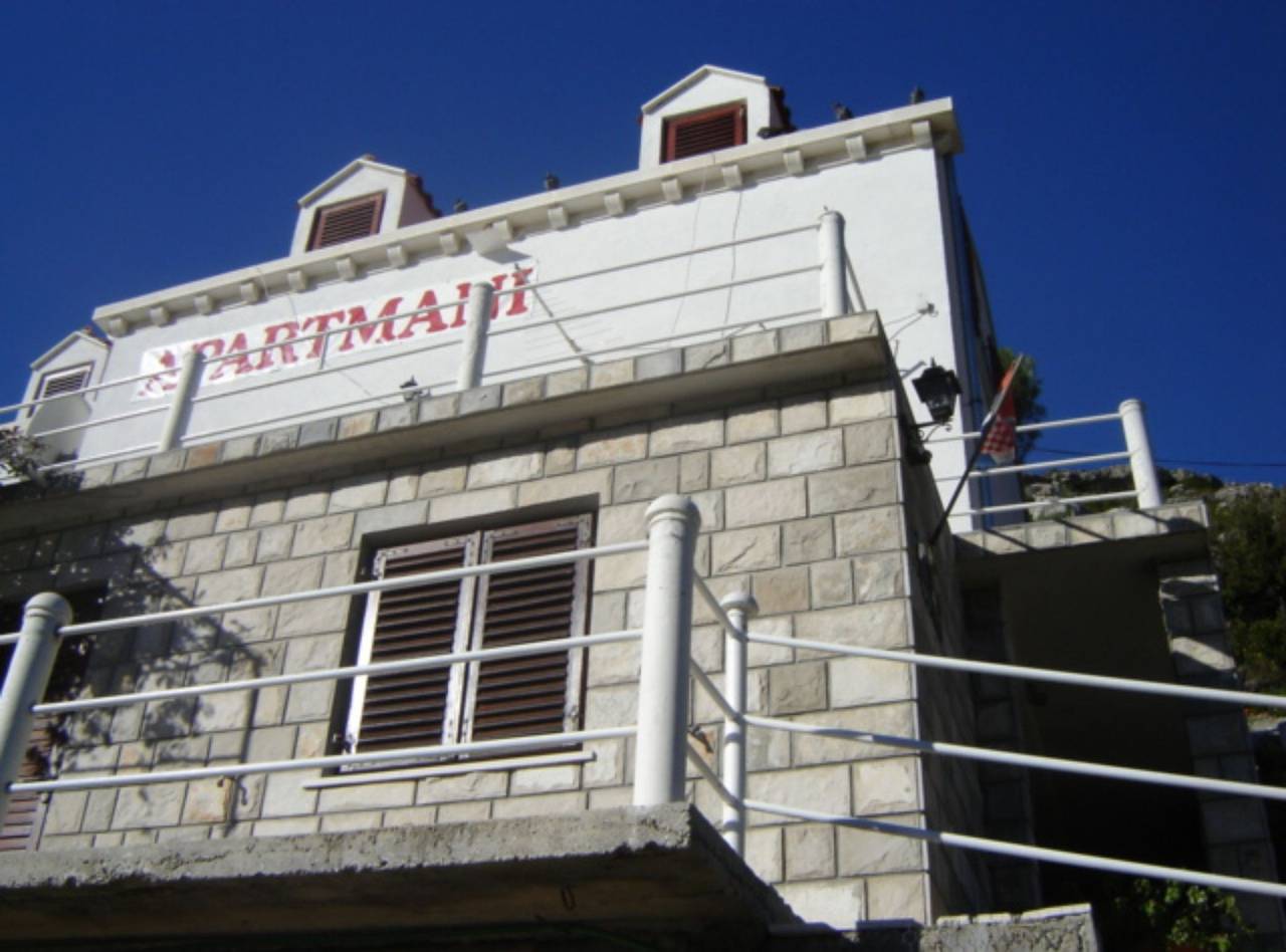 Ganze Wohnung, One bedroom Apartment with Sea View and Balcony in Ston, Dubrovnik-Neretva