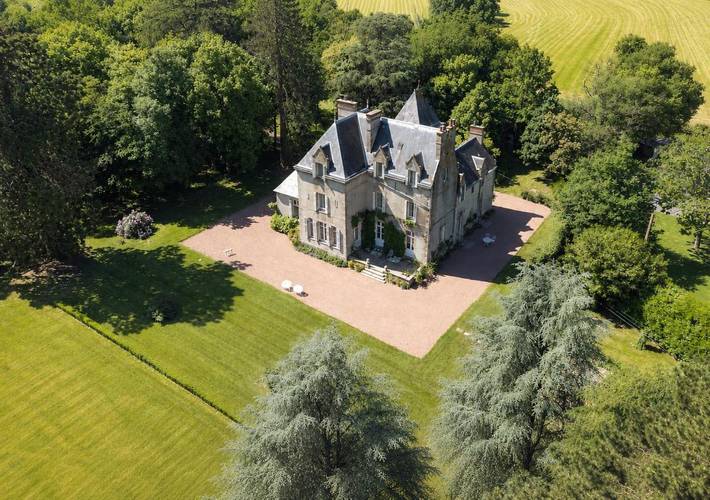 Location de vacances pour 2 personnes, avec Terrasse et Jardin dans Loublande
