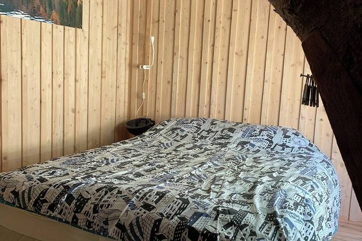 La Grange de la Gratade: a vacation rental where you can reconnect, recharge, and explore in Rochefort-Montagne, Regionaler Naturpark Volcans d'Auvergne