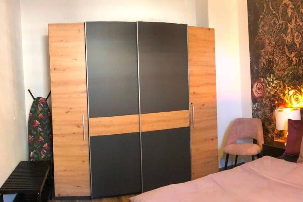 Ganze Wohnung, Ferienwohnung Auszeit mit Kamin und Südbalkon in Chemnitz, Chemnitz und Umgebung