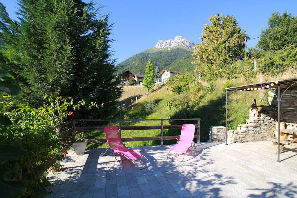 Appartement entier, Gîte Au Fil de l'Eau in Saint-Pierre-d'Albigny, Région de Chambéry