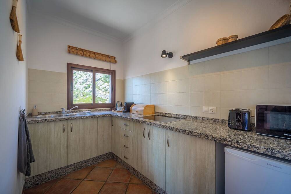 Boutique B&B Casa La Calera/ Caminito del Rey-15 min/Ronda-25 min/ Teba-5 min in Teba, Málaga Provinz