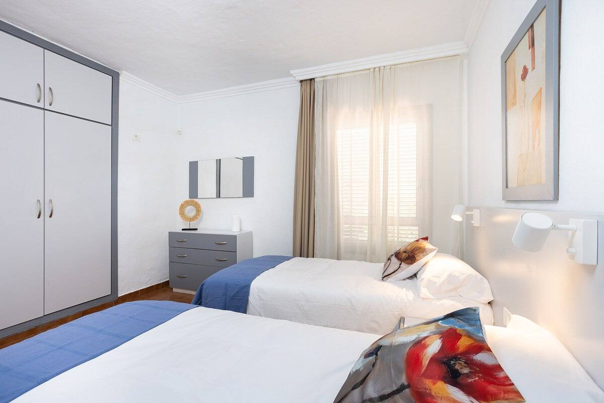 Entire apartment, Home2Book Radiant Apt, Pool & Terrace Las Américas in Playa de las Américas, Arona