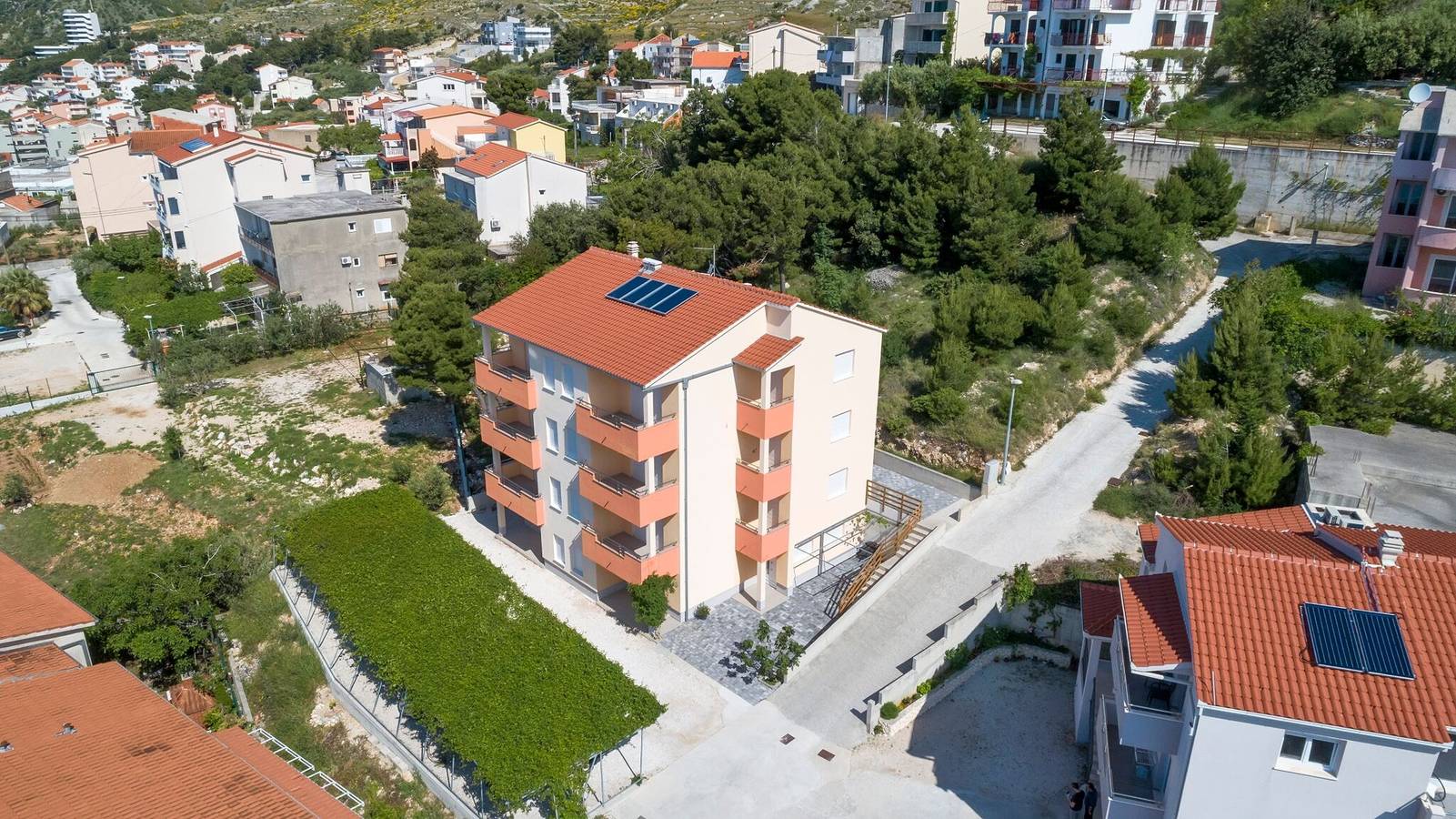 Entire apartment, One bedroom apartment with terrace and sea view Duće, Omiš A-9437-i in Dugi Rat, Omiš-Riviera