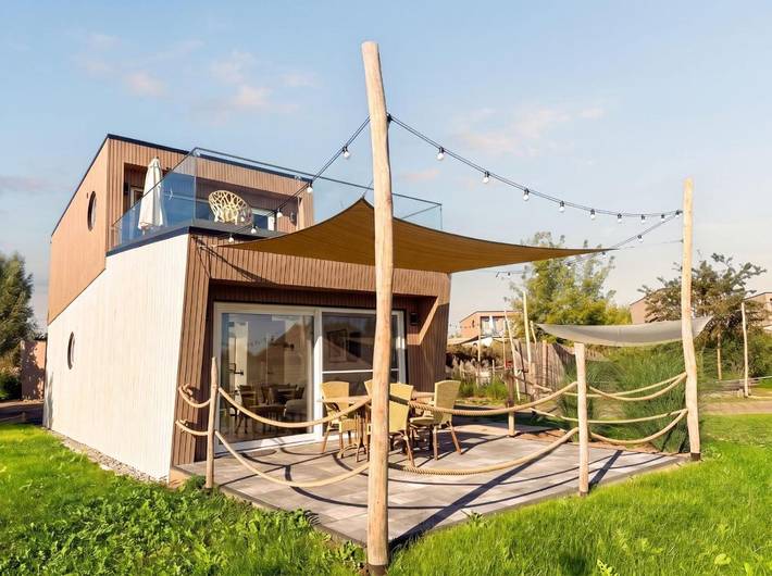 Ferienwohnung für 4 Personen, mit Balkon und Terrasse sowie Garten und Sauna