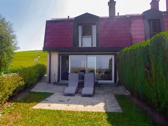 Ferienhaus für 6 Personen, mit Terrasse und Garten sowie Seeblick und Ausblick am Genfer See