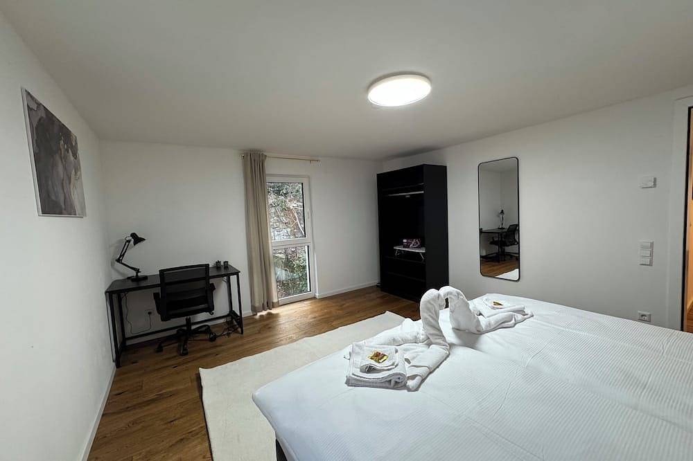 Ganze Wohnung, Deluxe Apartment No.1 in Reutlingen | Mitten in der Innenstadt | Modern in Reutlingen, Neckar-Alb