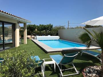 Cottage pour 10 personnes, avec terrasse et piscine dans Plage de la Farinette