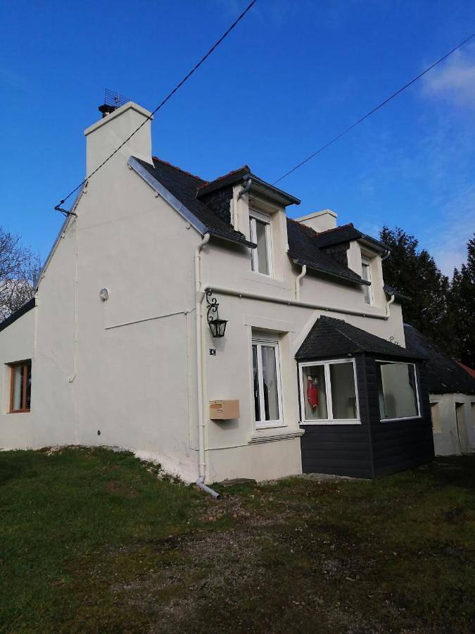 Gîte pour 4 personnes, avec vue et jardin à Laz