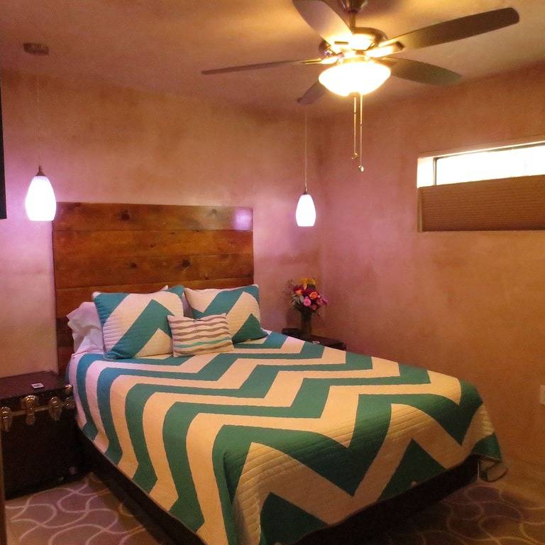 Ganze Wohnung, Hervorragende Lage im Herzen von Santa Fe im Herzen von Santa Fe-Decked Digs in Santa Fe, Santa Fe County