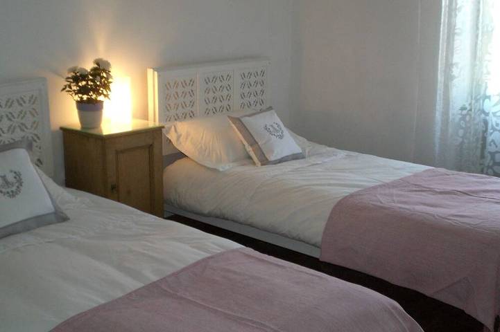 Location de vacances pour 7 personnes, avec terrasse et jardin à Azillanet - 3