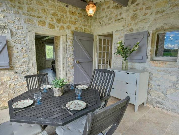Location de vacances pour 4 personnes, avec terrasse ainsi que piscine et jardin à Castelnau-Montratier - 4